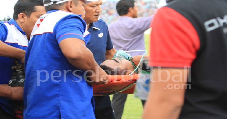 Meninggal Dalam Pertandingan Penjaga Gawang Ini Hanya Membela Satu Klub Seumur Hidup