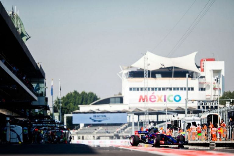 Pebalap Indonesia Kembali Jajal Mobil F1 pada Free Practice Meksiko