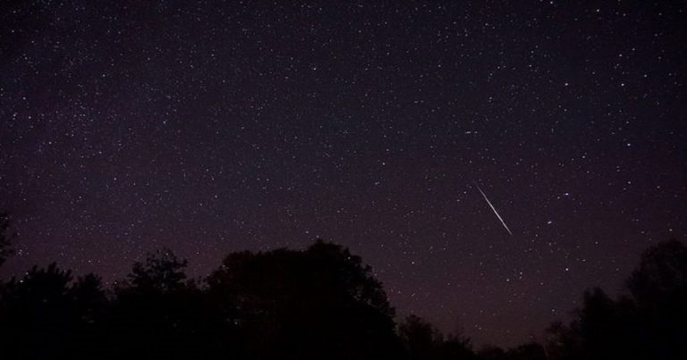 Hujan Meteor Melintasi Inggris Bulan Ini