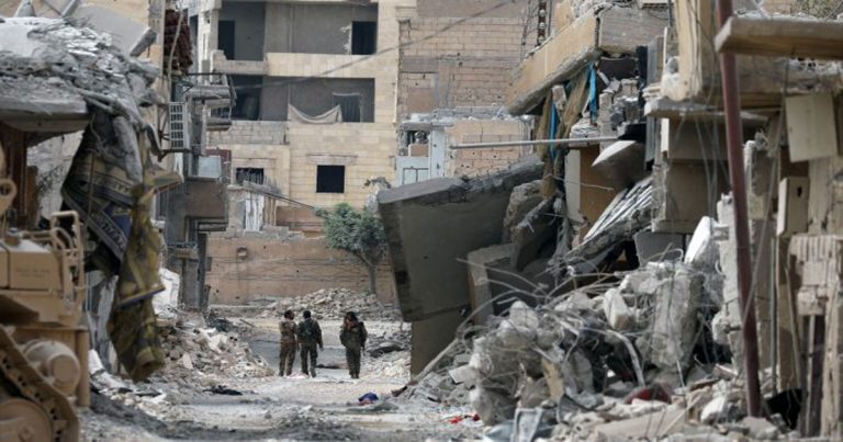 ISIS yang Tergusur dan Terkalahkan dari ibu Kota Kekhalifahan di Raqqa