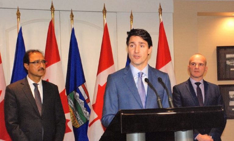 Trudeau Didesak untuk Mengangkat Kasus Warga Kanada yang Ditahan dan Hak Asasi Manusia dengan Pemimpin Tiongkok Xi di APEC