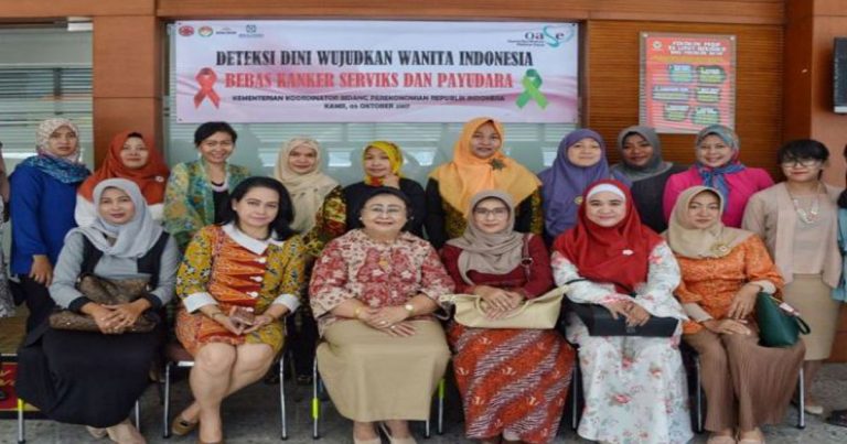 Sambung Program Ibu Negara Puluhan Istri PNS Periksa Kanker Serviks