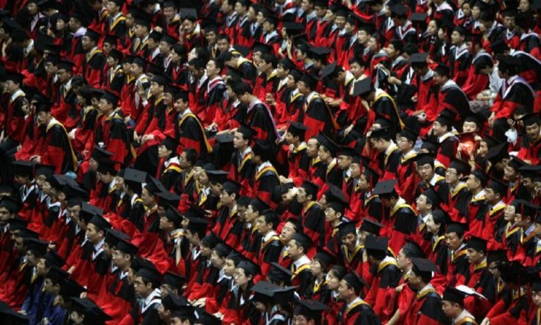 Universitas-universitas Barat Mempunyai Organisasi Partai Komunis di Kampus Dalam dan Luar Negeri Tiongkok