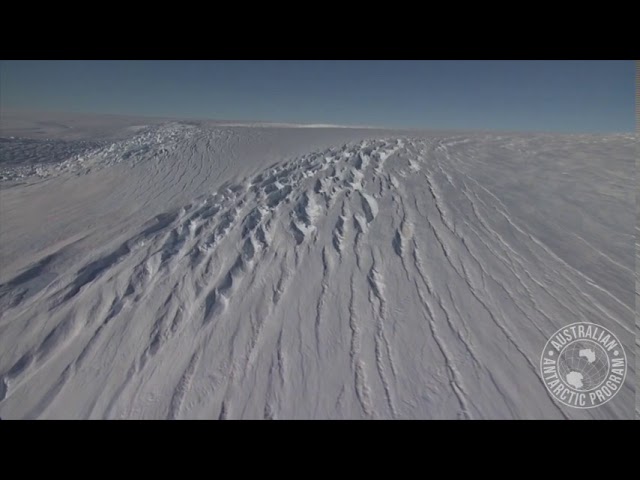Gletser Raksasa Ganas di Antartika ‘Meleleh dari Bawah’ Bisa Menyebabkan Permukaan Air Laut Naik 3,5 Meter Lebih