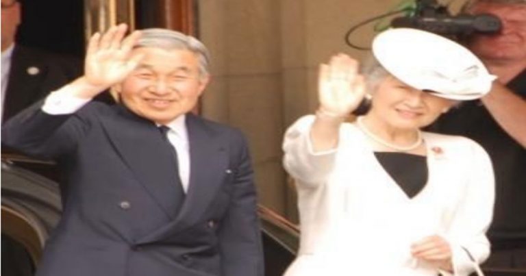 Kaisar Jepang Akihito Akan Turun Tahta pada 30 April 2019