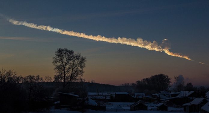 kekuatan atmosfir bumi melindungi dari tabrakan meteor
