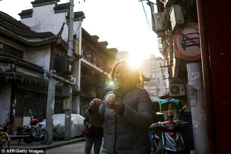 Shanghai Memerangi ‘Penyakit Kota Besar’ dengan Membatasi Populasinya