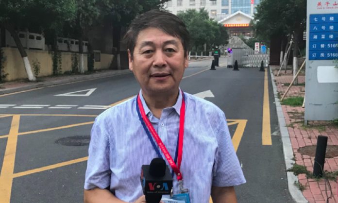 wartawan Reporter Voice of America VOA, Feng Yibing