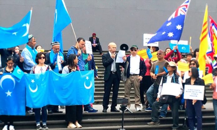 muslim uighur australia di tahan di kamp cuci otak - pendidikan ulang di xinjiang tiongkok