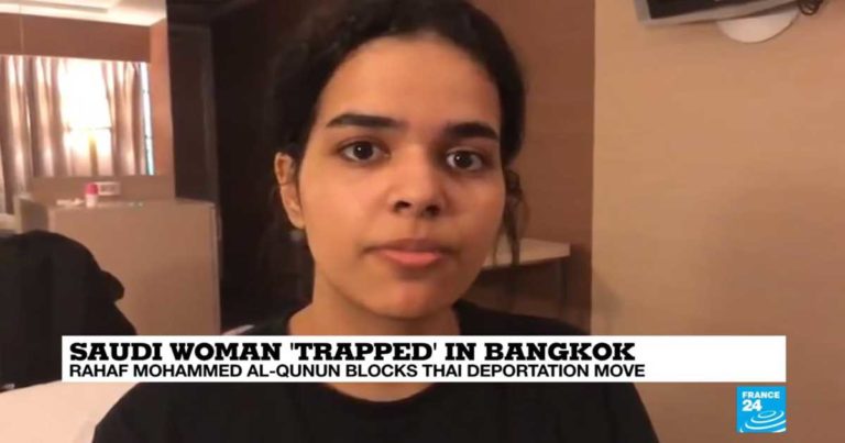 Remaja Arab Saudi Saudi Tertahan di Bandara Bangkok, Dia Ketakutan Keluarganya Akan Membunuhnya Jika Dideportasi