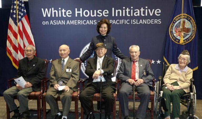 Veteran PD II Tionghoa-Amerika Pertama Dianugerahi Medali Emas Kongres