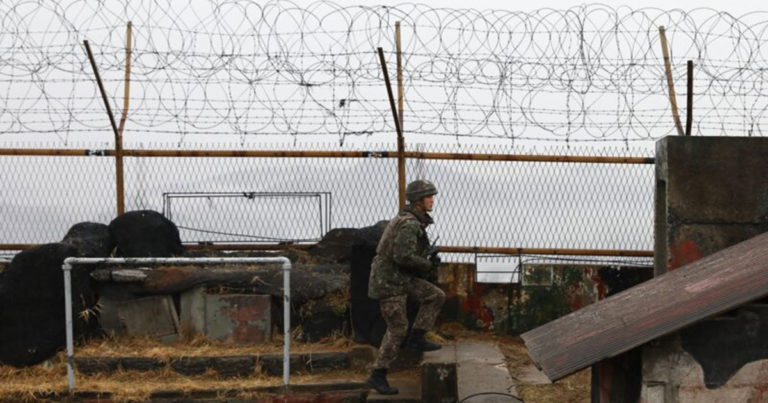 Warga Korea Utara yang Menyelundup Ditembak Tentara Tiongkok dan Dipastikan Terinfeksi Virus Corona Setelah Dilakukan Tes