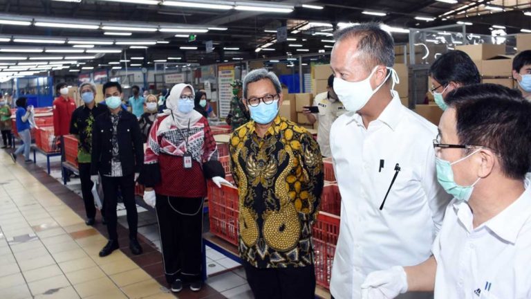 Industri yang Diizinkan Beroperasi Saat PSBB Dipantau Terus untuk Kedepankan Protokol Kesehatan