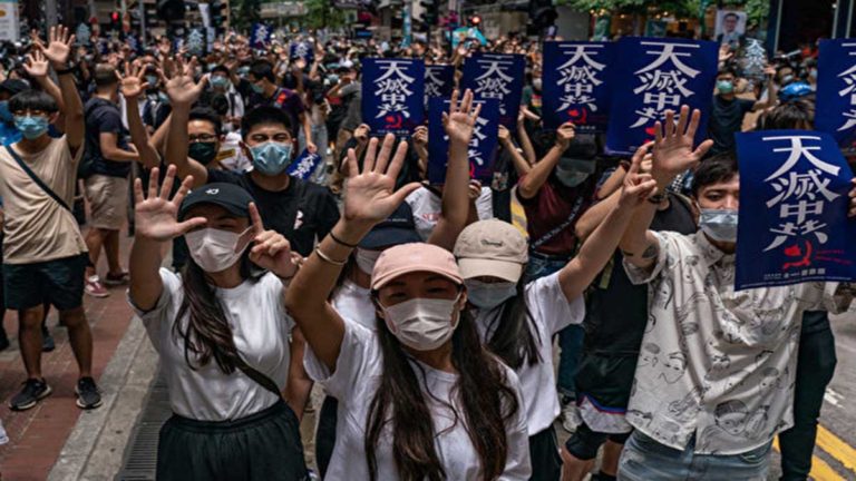 Mengapa Komunis Tiongkok Begitu Nekat Merampas Kebebasan Warga Hong Kong?