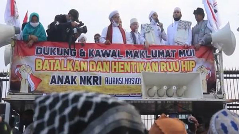 Massa Aliansi Nasional Anti-Komunis Tolak RUU HIP, Serukan “Selamatkan Negara dan Agama dari Paham Komunisme”