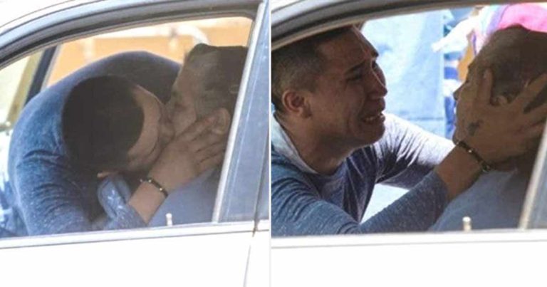 Dia Meninggal di dalam Mobil Sementara Cucunya Mencoba untuk Menghidupkannya di Depan Rumah Sakit