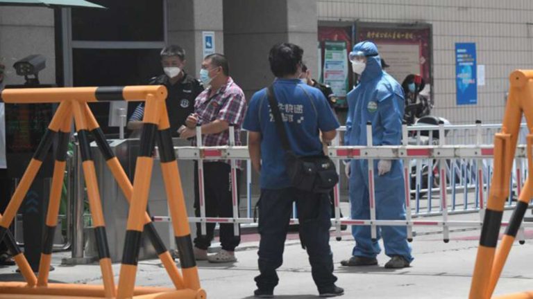 Kota Beijing Merilis Data yang Tak Konsisten Mengenai Kasus Infeksi Virus Baru Seiring Memburuknya Wabah