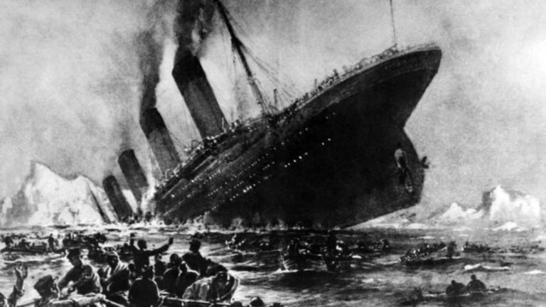 Partai Komunis Tiongkok Sedang Tenggelam Seperti Titanic, Tetapi Para Pejabatnya Mempunyai Sebuah Rencana