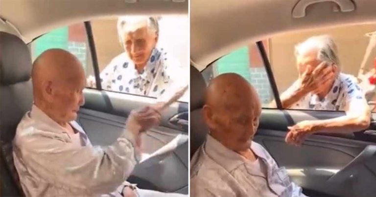 Momen yang Mengharukan Saat Nenek Berusia 96 Tahun Memberi Kakaknya yang Berusia 101 Tahun ‘Uang Jajan’
