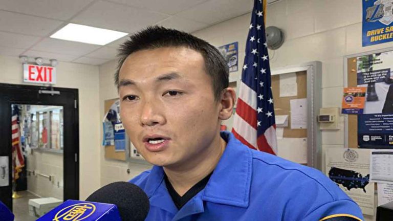 Oknum Seorang Polisi New York Ditangkap karena Mengakui Konsulat Tiongkok sebagai “Bos”