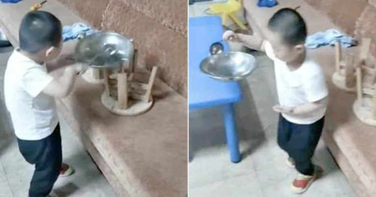 ‘Master Koki Masa Depan!’ Bocah Laki-laki Berusia 3 Tahun Memamerkan Keterampilan Memasak dengan Wajan Mainan Setelah Menyaksikan Ayahnya Memasak