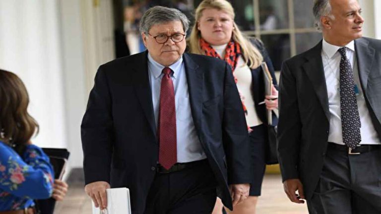 Trump : Jaksa Agung William Barr akan Meninggalkan Jabatan pada 23 Desember
