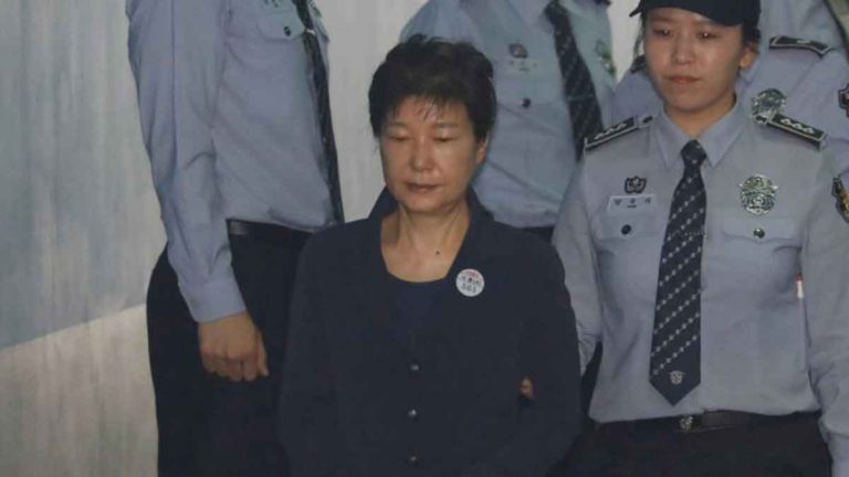 Mantan Presiden Korsel, Park Geun-hye Divonis Menyalahgunakan Kekuasaan, Dihukum 20 Tahun Penjara dan Denda Won 18 Miliar