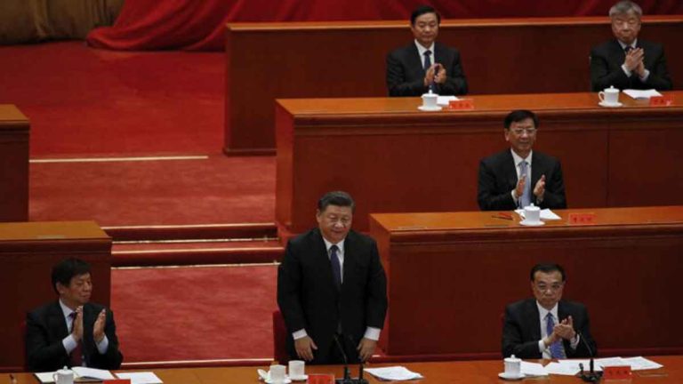 Xi Jinping Menghadapi Suatu Pertarungan Kekuasaan