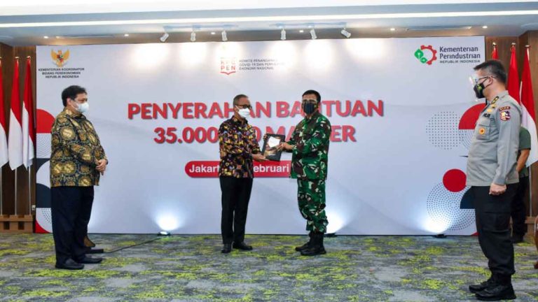Pemerintah Berikan Bantuan 35 Juta Masker untuk Masyarakat Dalam Rangka Pelaksanaan PPKM Mikro