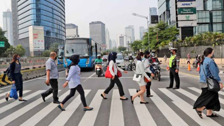 Status DKI Jakarta Naik Menjadi PPKM Level 2,  Ini Aturan Baru Pembatasan yang Perlu Diketahui