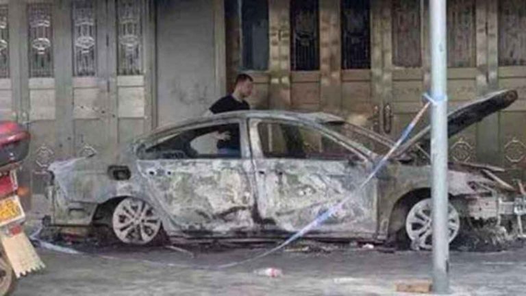Seorang Pria di Liuzhou, Guangxi, Tiongkok, Menusuk Serta Membakar Seorang Kakek dan Cucunya Hingga Tewas
