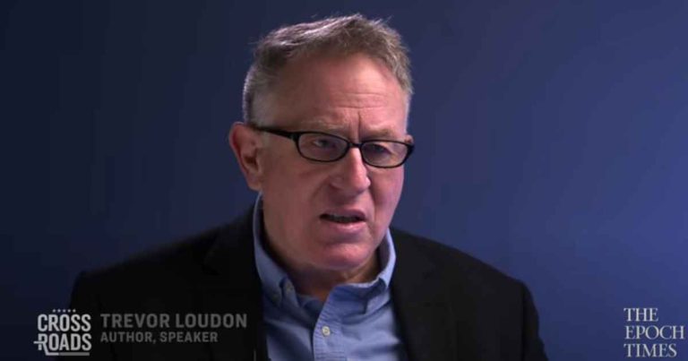 Trevor Loudon : Revolusi Sosialis Sedang Berlangsung di Amerika Serikat