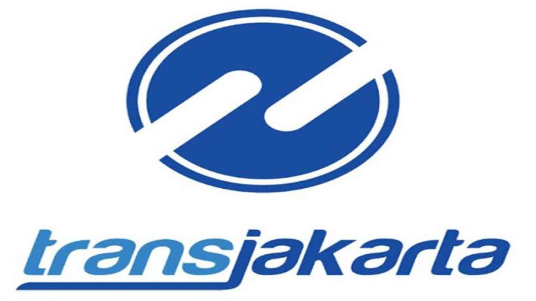 Viral Transjakarta Macet di Tengah Rel Saat Kereta Api Ingin Melintas, Penumpang  Berhamburan Turun Menyelamatkan Diri dari Bus