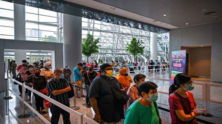 Ledakan Pandemi di Asia Tenggara dan Sejumlah Negara Asia, Varian Strain Mutan Bermunculan