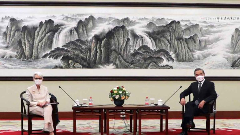Dialog Tianjin dengan AS Dimulai, Komunis Tiongkok Kembali Menerapkan Diplomasi Serigala Perang