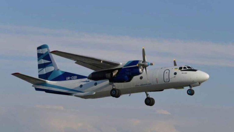 Pesawat Rusia Kehilangan Kontak,  Jatuh ke Laut dengan Membawa 28 Penumpang