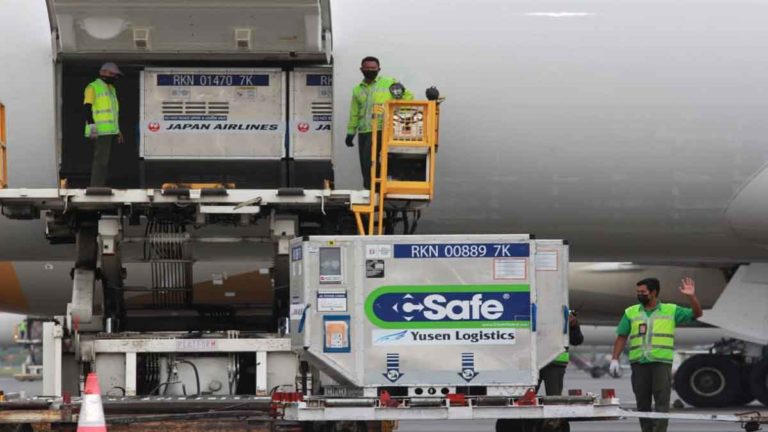 Indonesia Terima Bantuan 998.400 Dosis Vaksin dari  Jepang