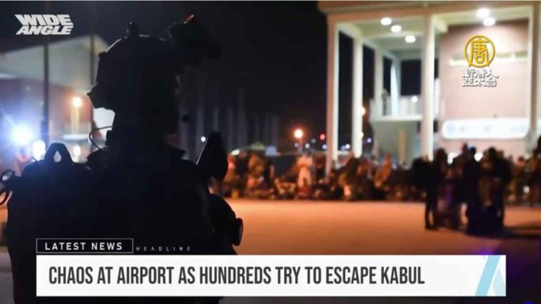 Pasukan AS Berhasil Menyelamatkan Bayi, Bandara Kabul Masih Dalam Kekacauan
