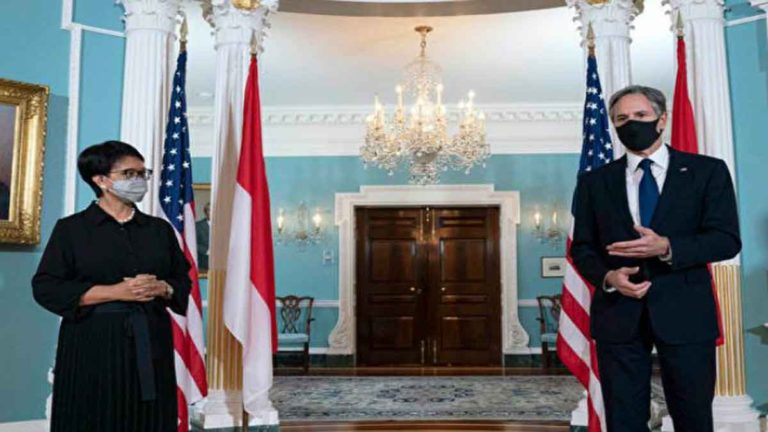 Dialog strategis Pertama Antara AS dan Indonesia Berjanji untuk Menjaga Keamanan di Laut Cina Selatan