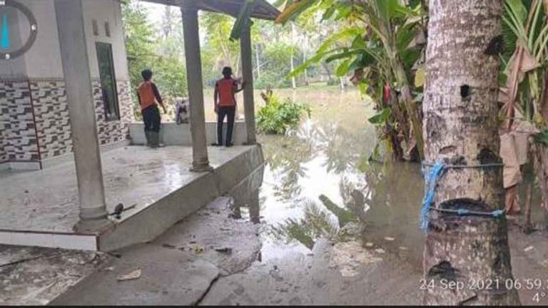 Banjir yang Melanda Wilayah Kabupaten Jembrana, Bali  Surut, Tidak Ada Warga yang Mengungsi