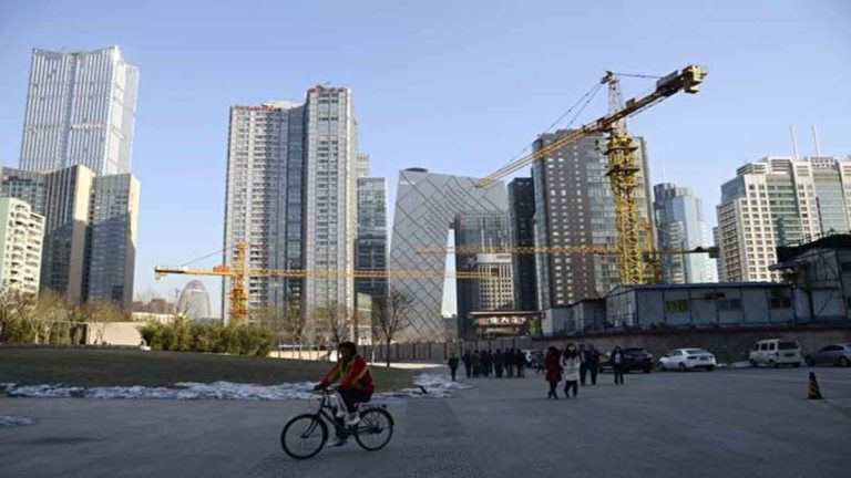 Industri Real Estate Berulang Kali Memperingatkan Utang Jumbo dapat Menurunkan Ekonomi Tiongkok