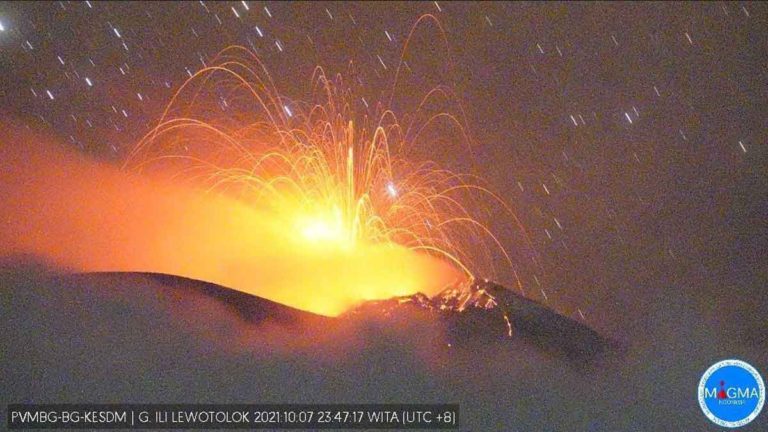 Erupsi Gunung Ile Lewotolok Terjadi Hingga 26 Kali Sehari