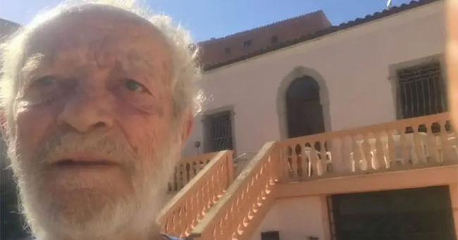 Pria Italia Berusia 82 Tahun yang Hidup Sendirian di Pulau Kecil Selama 32 Tahun Dipaksa Pindah ke Kota