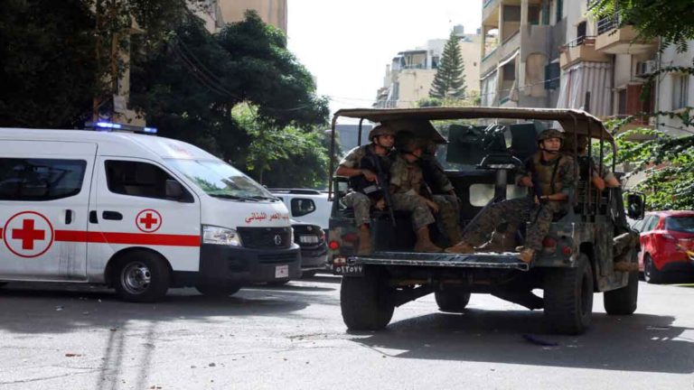 Aksi Protes Lebanon Menyebabkan Baku Tembak, Jalanan Menjadi Medan Perang