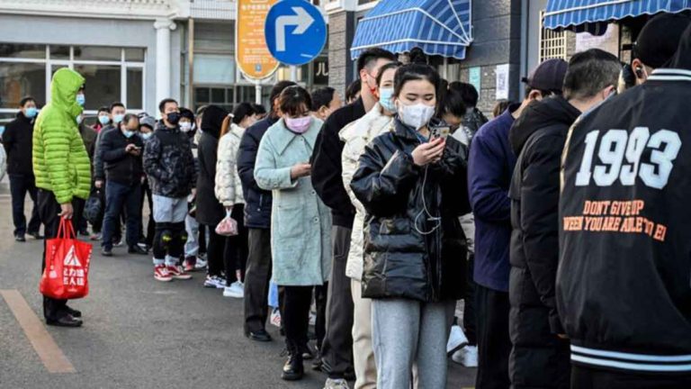Kepolisian Beijing Gelar Razia Terketat Dalam Upaya Mencegah Penyebaran COVID-19