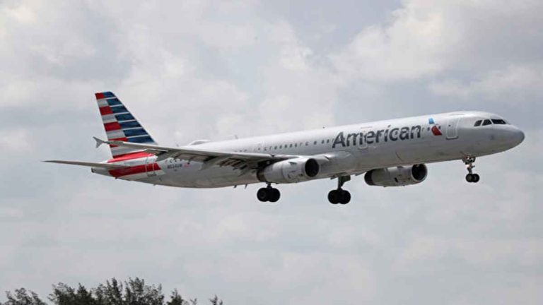 Pria 26 Tahun Bersembunyi di Kompartemen Roda Pendaratan Pesawat Tertangkap di Bandara Miami