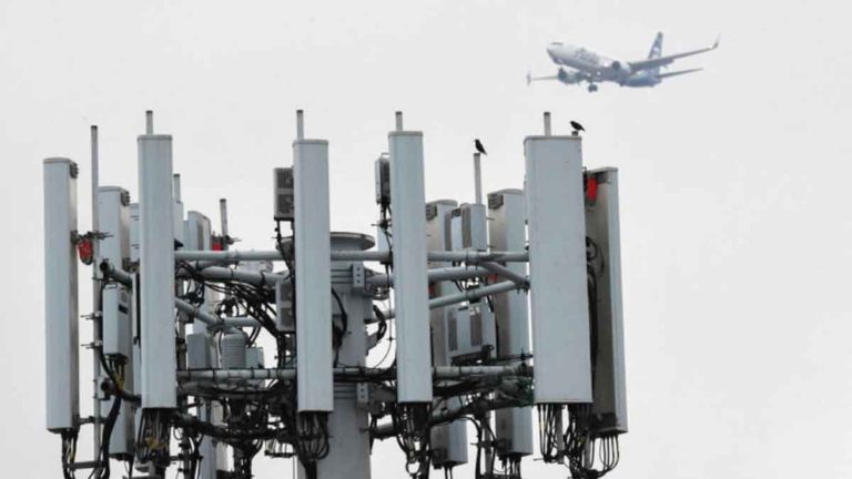 Maskapai Penerbangan Internasional Melanjutkan Penerbangan ke AS Setelah Isu 5G Teratasi