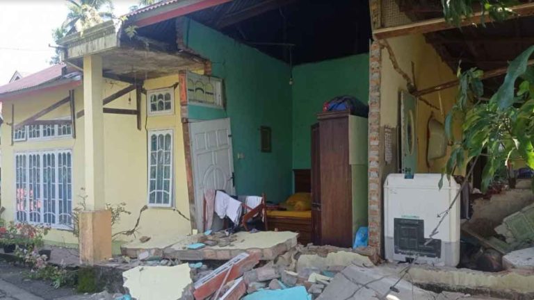 Tim Reaksi Cepat Dikirim Menuju Lokasi Terdampak Pascagempa M 6,1 di Sumatera Barat