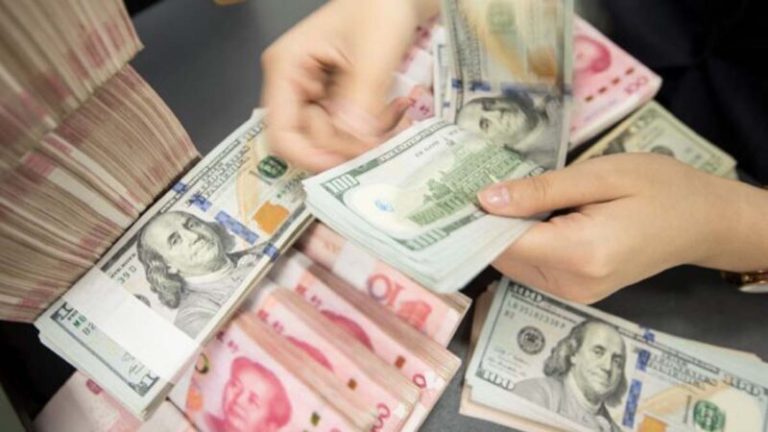 Pasar Global Mengantisipasi Depresiasi Besar Yuan Terhadap Dolar