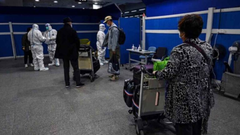 Wabah di Tiongkok Meluas, Rumah Sakit Hanya Menerima yang Parah, Pasien Ringan Dikarantina Terpusat